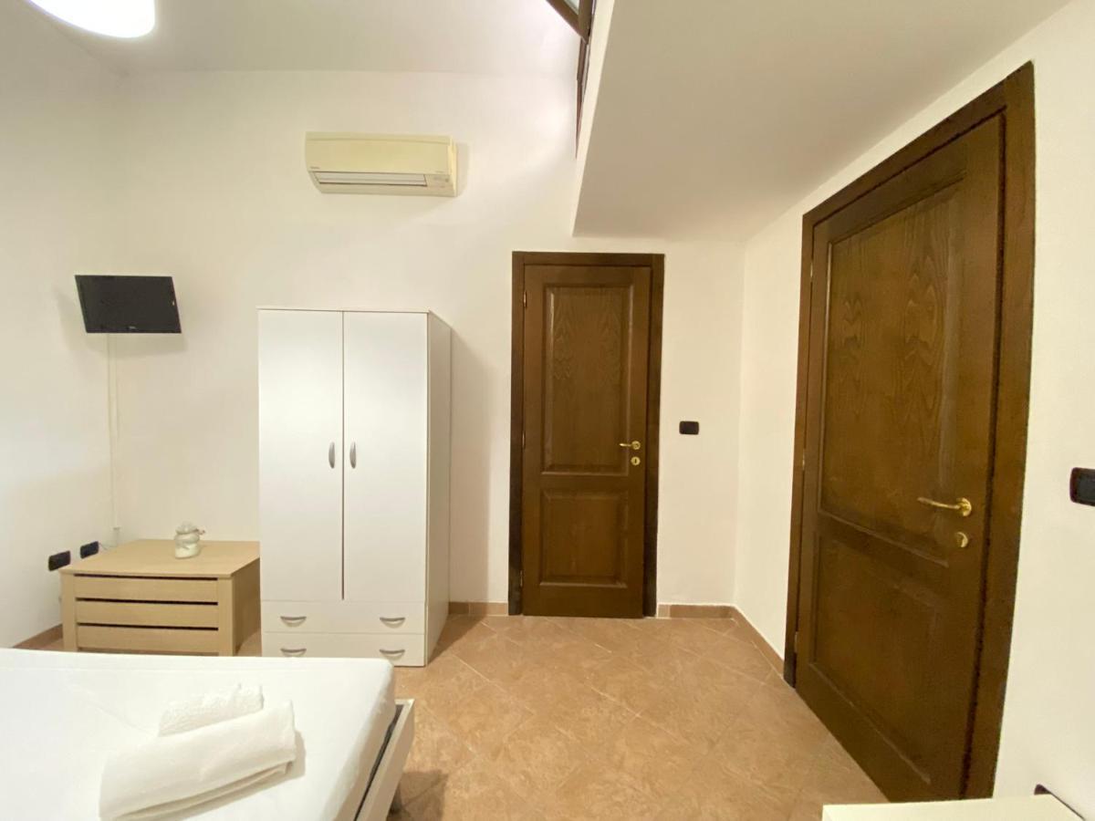 Maison Soleil Guest House Gallipoli Bagian luar foto